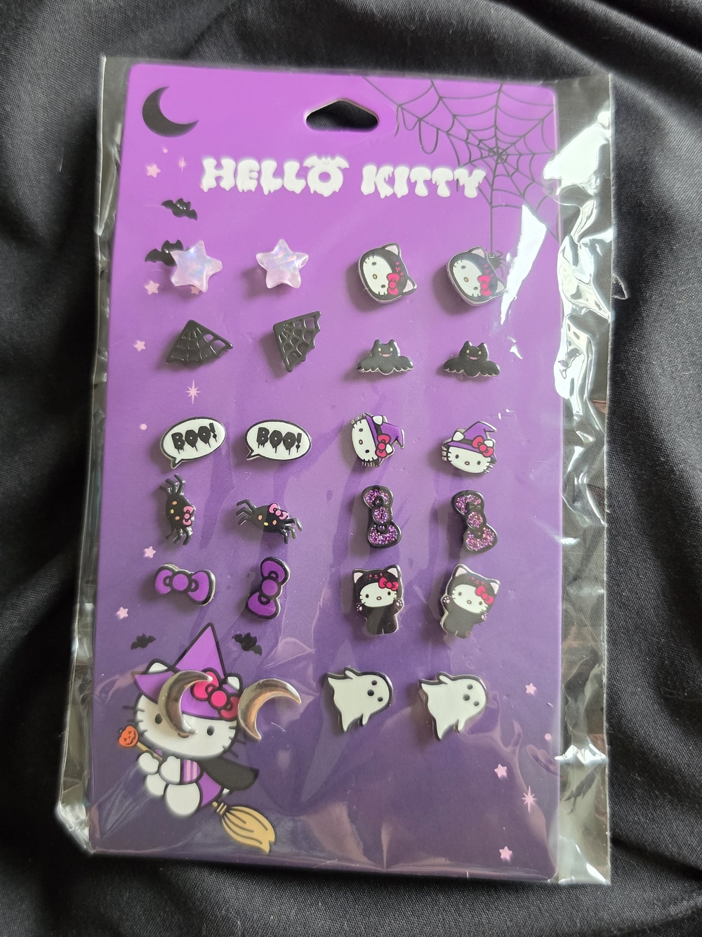 Hello Kitty Halloween Earring Set